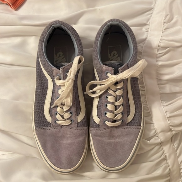 FREE PEOPLE VANS - Picture 2 of 5